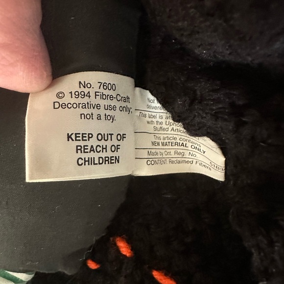 Vintage 1994 Tilda Witch Old Lady Crochet Orange Black Halloween - Picture 13 of 16